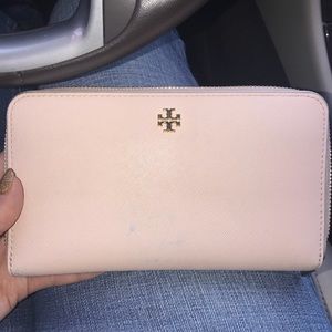 Tory Burch wallet